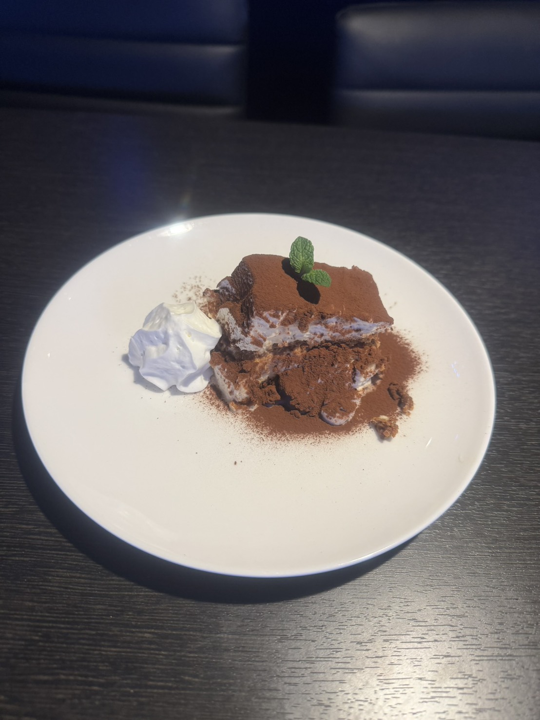 マスターが気が向いた時にごく稀に作るラム香るティラミス